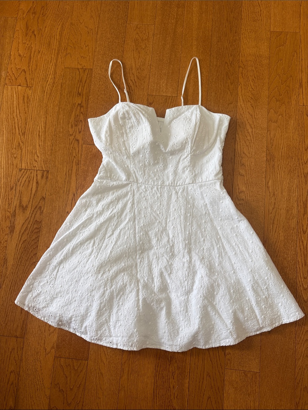 Trixxi White Eyelet Sweetheart Mini Dress
